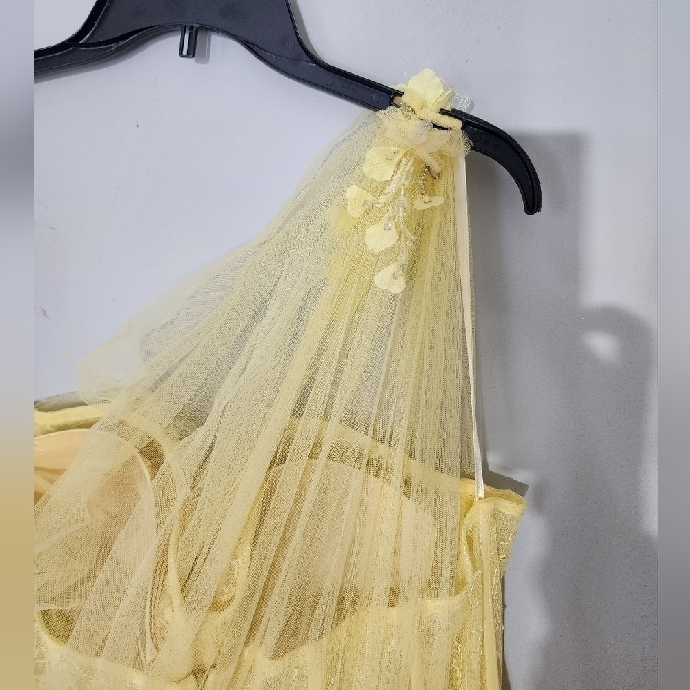 Mac Duggal NWT Lemon EMBELLISHED TULLE ONE SHOULDER HIGH LOW GOWN size 18 - Picture 13 of 16